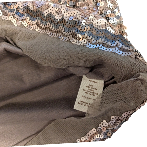 Chelsea & Violet Gold Sequin Stretch Mini Skirt SZ Large - Picture 4 of 5